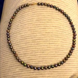 Black pearl necklace